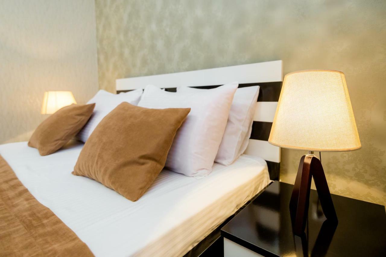 Hotel Makona ティビリシ エクステリア 写真