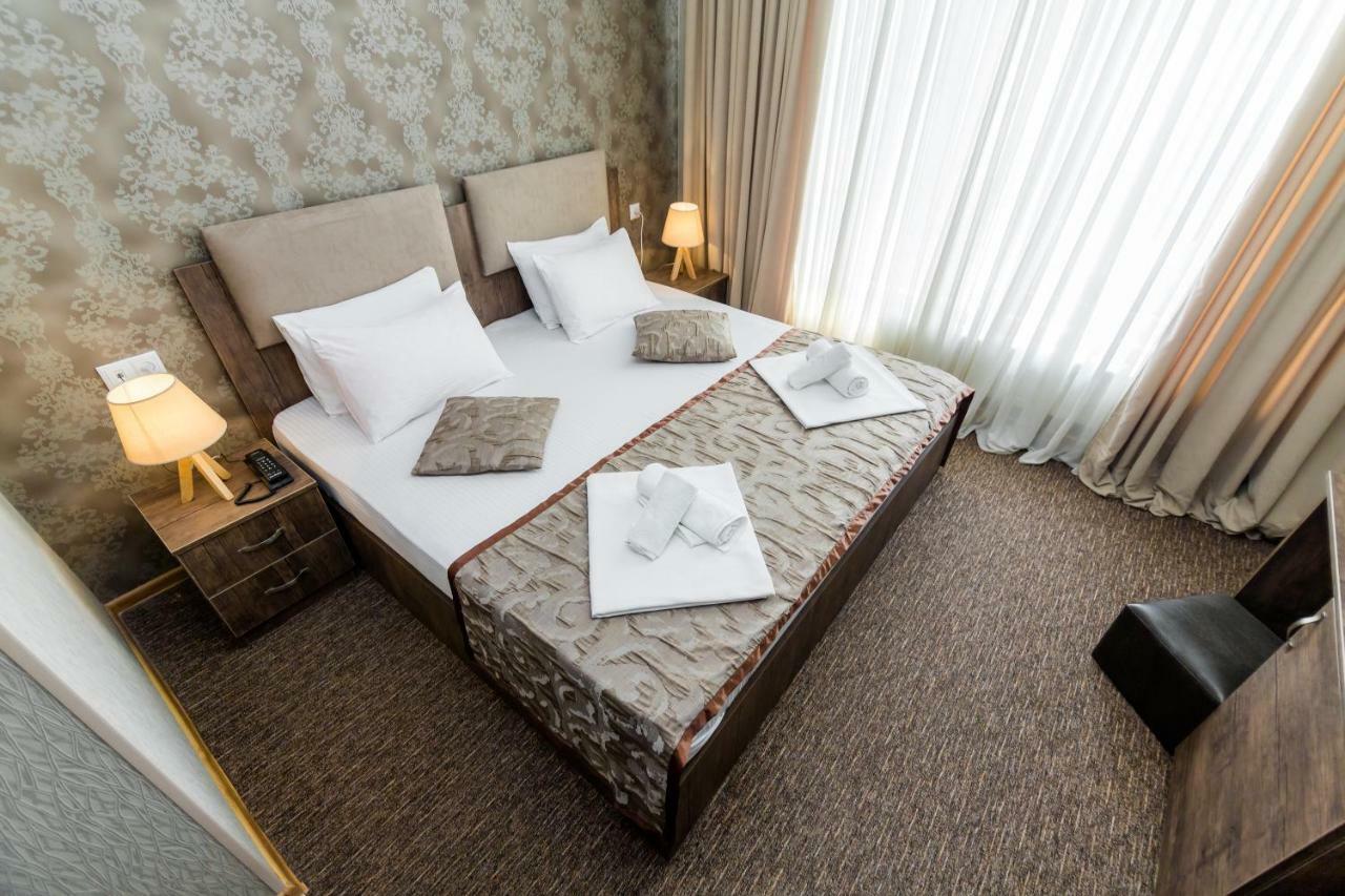 Hotel Makona ティビリシ エクステリア 写真