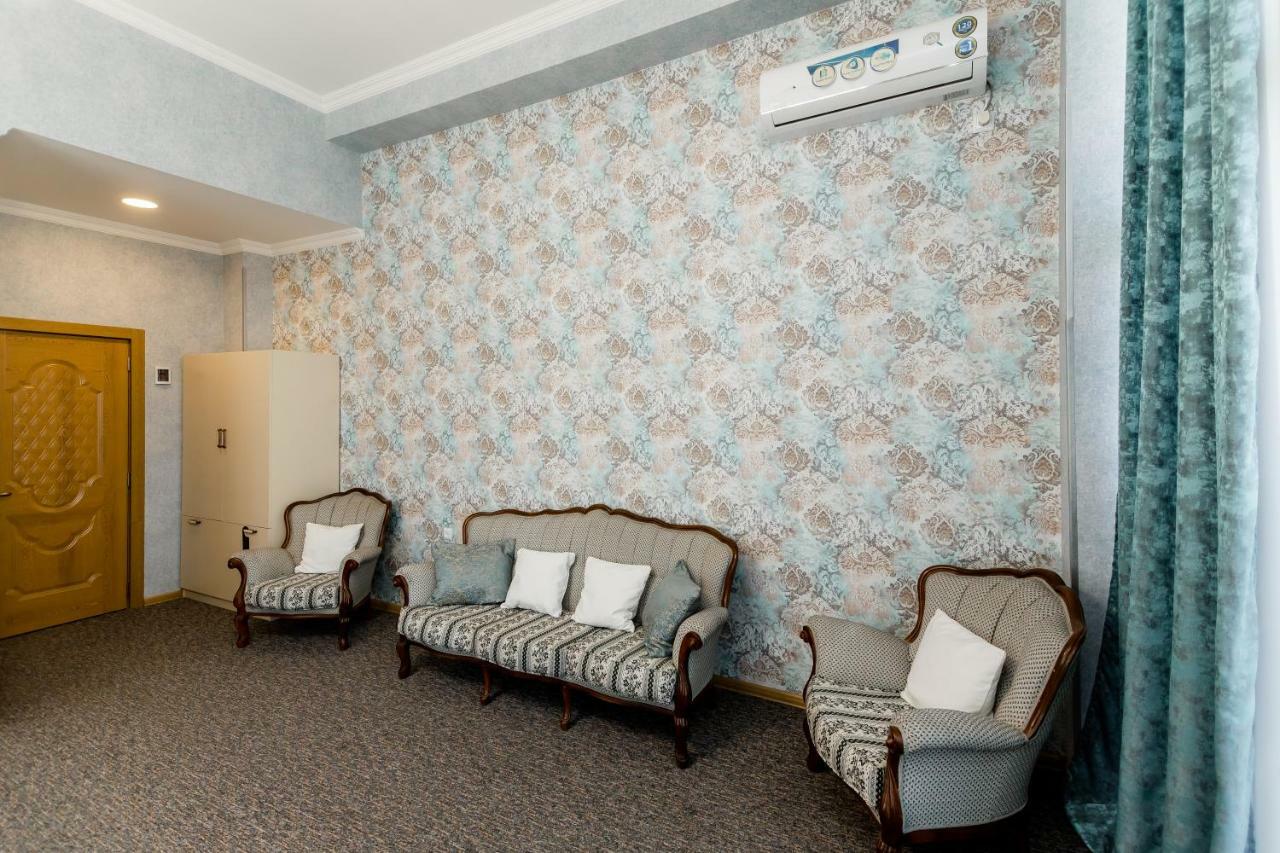 Hotel Makona ティビリシ エクステリア 写真